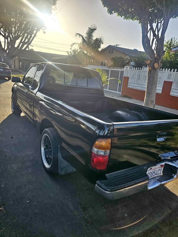 1999 Toyota Tacoma - Pickup