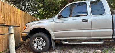 2000 Toyota Tacoma - PreRunner