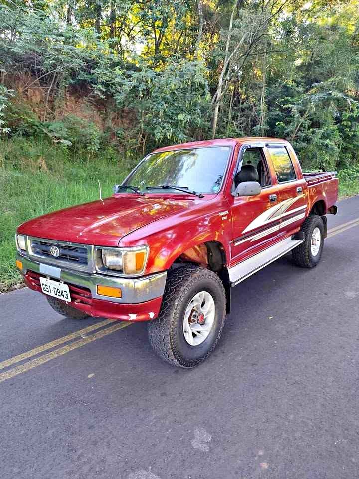 1994 Toyota Tacoma - 4WD 4D