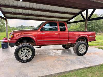 2002 Toyota Tacoma - TRD Off-Road Pickup 4D 5 ft