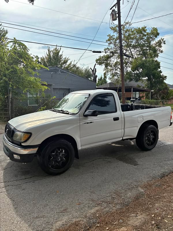 2003 Toyota Tacoma - Pickup
