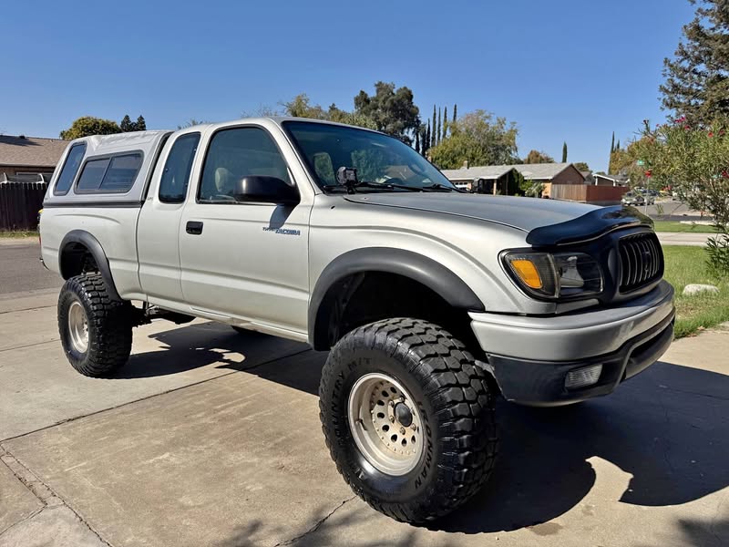 2004 Toyota Tacoma - 4WD 4D