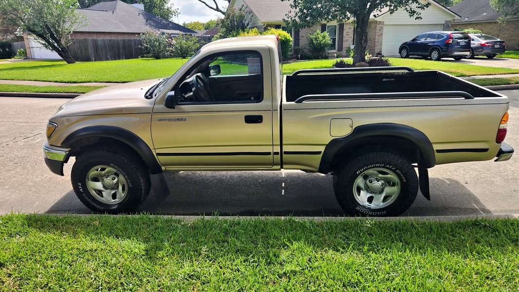 2002 Toyota tacoma 2wd regular cab