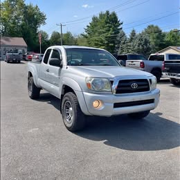 2005 Toyota Tacoma - Short Bed
