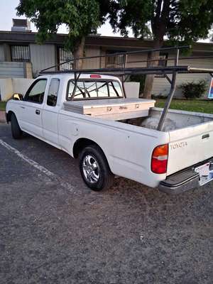 1998 Toyota Tacoma Xtracab - SR5 Pickup