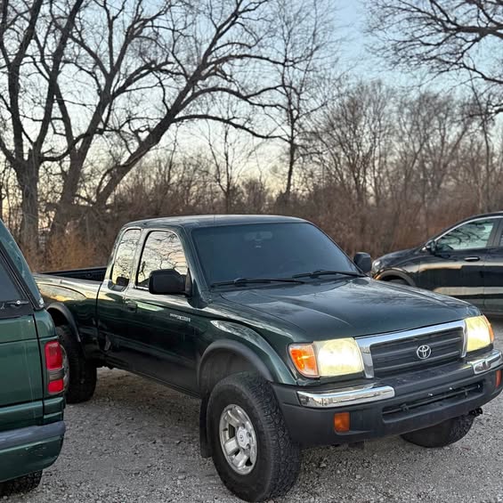 2000 Toyota Tacoma Xtracab - Prerruner