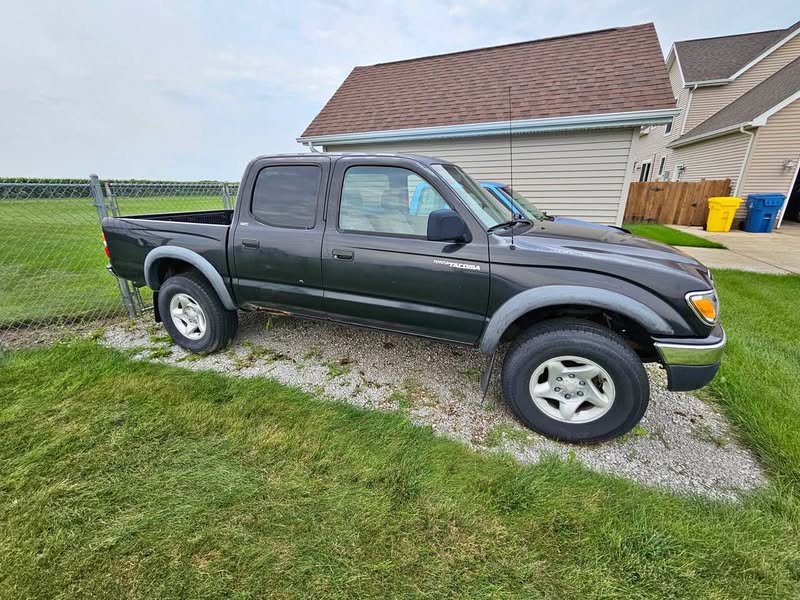 2001 Toyota Tacoma Double Cab - 4WD 4D