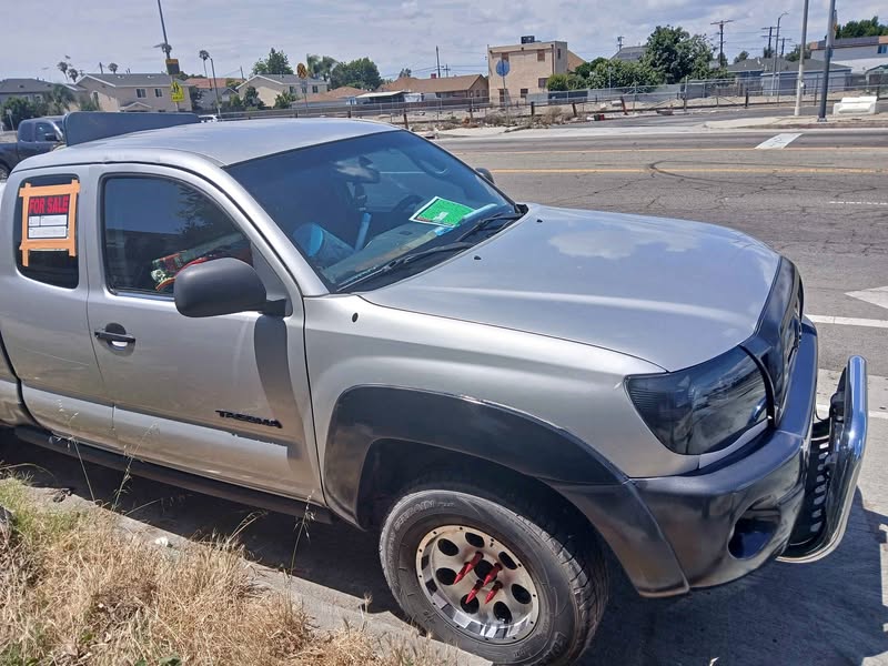 2005 Toyota Tacoma - Short Bed