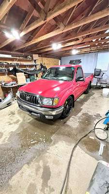 2002 Toyota Tacoma - Regular