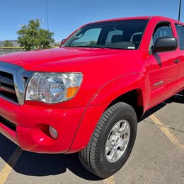 2005 Toyota Tacoma TRD Off-Road Pickup 4D 5 ft