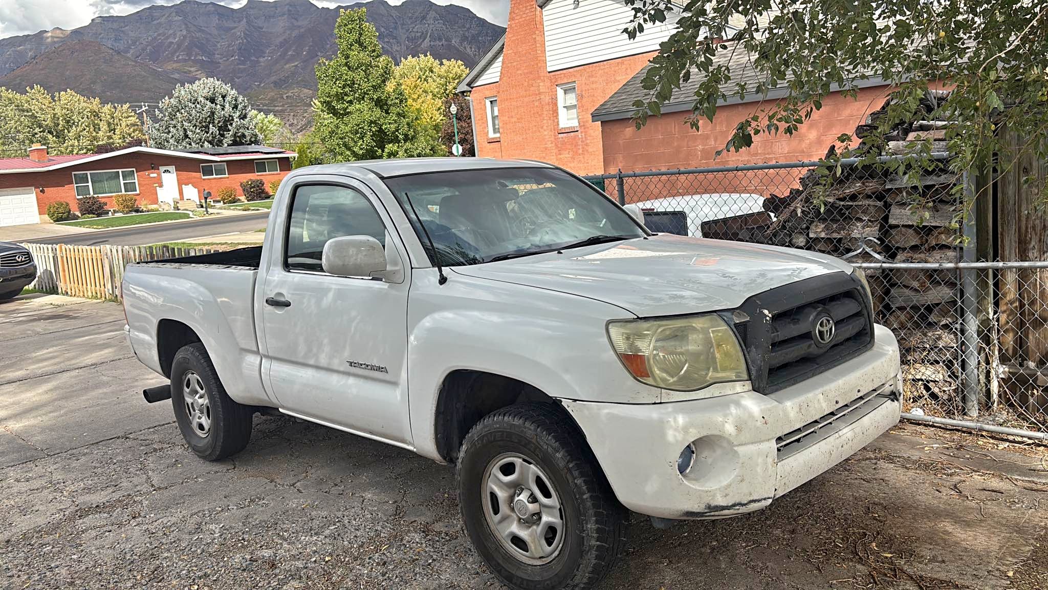 2005 Toyota Tacoma - Short