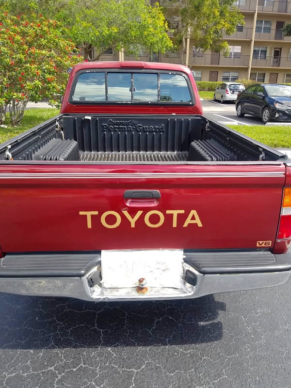 1996 Toyota Tacoma - Pickup 2D 6 ft