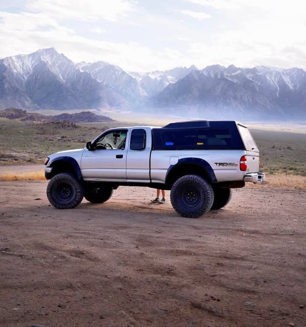 2002 Toyota Tacoma Xtracab - S-Runner