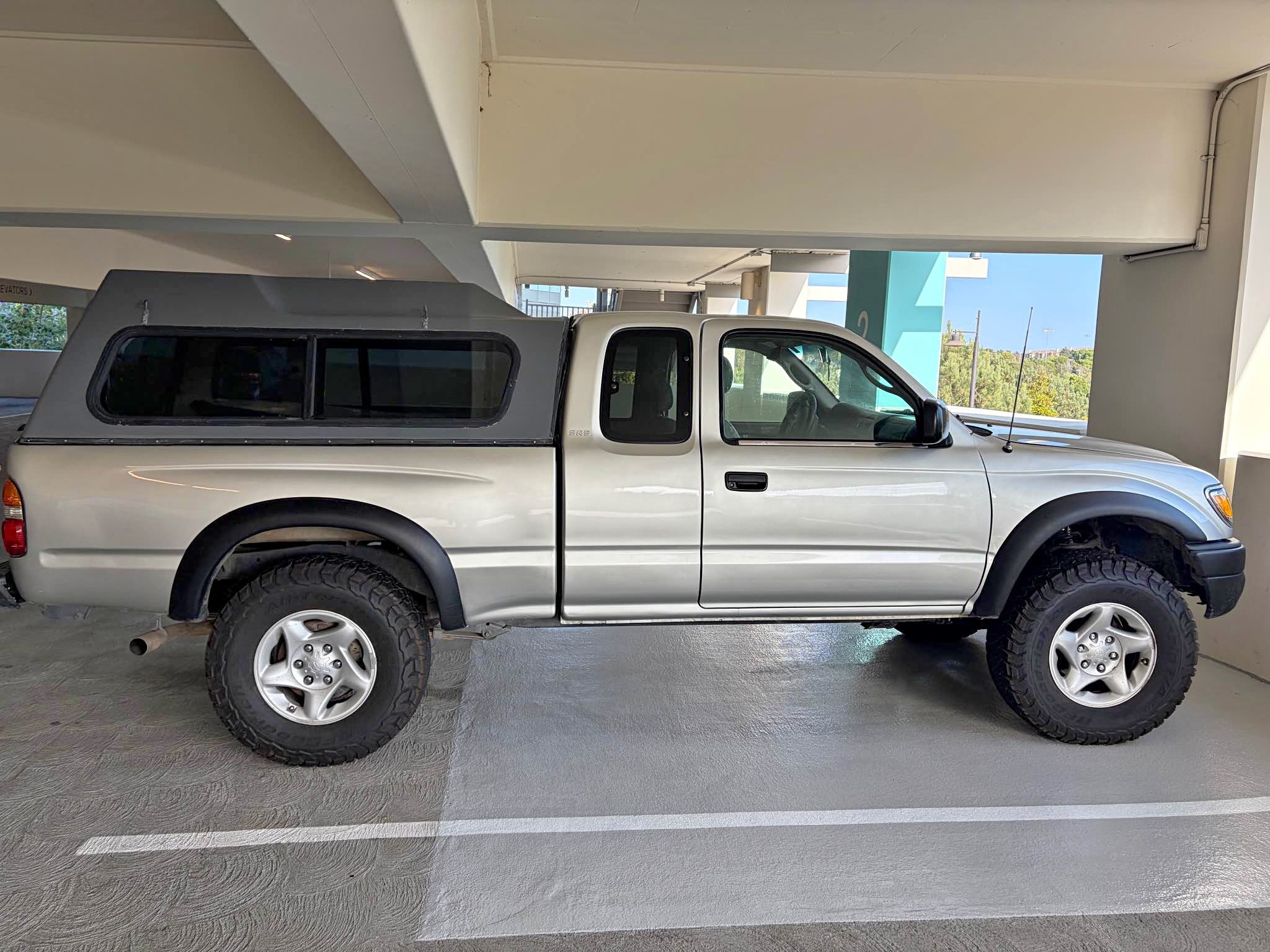 2004 Toyota Tacoma Xtracab - 4wd 3.4L V6