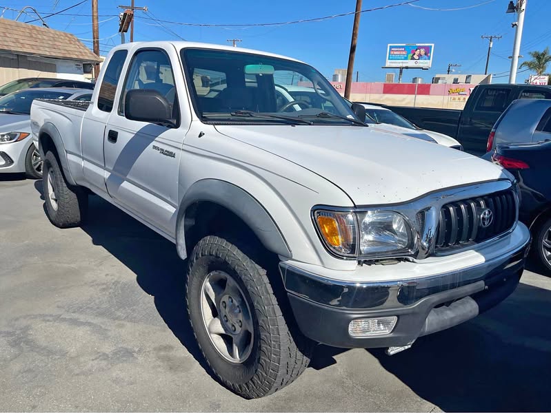 2003 Toyota Tacoma - 4x4