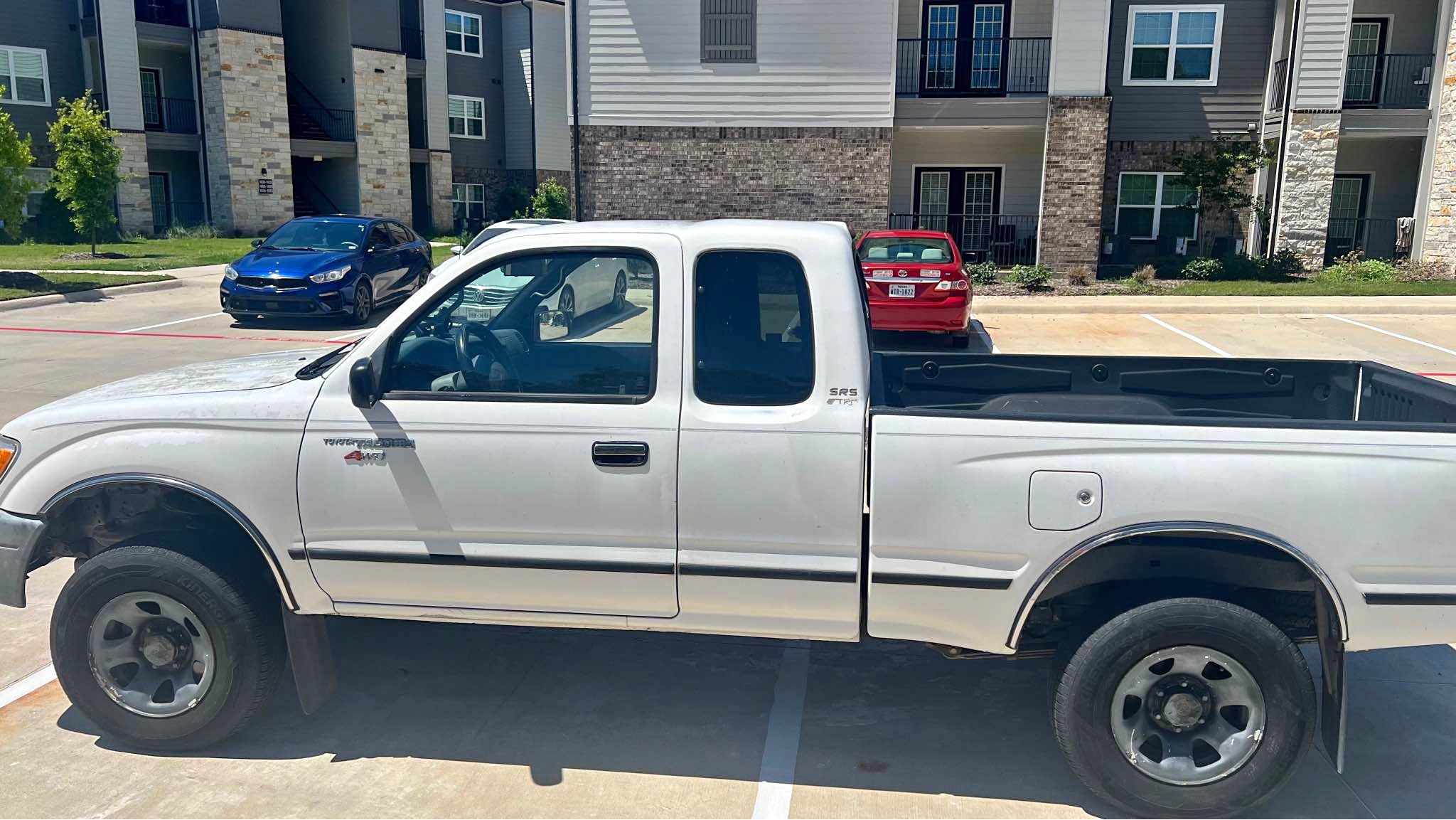 1999 Toyota Tacoma Access Cab - SR5 Prerunner