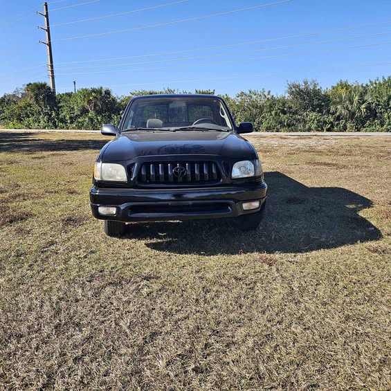 2002 Toyota Tacoma Xtracab - SR5 Pickup