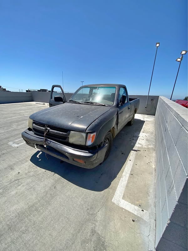 1999 Toyota Tacoma - Pickup