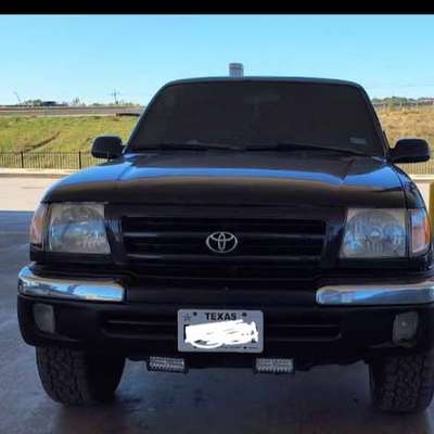 2000 Toyota Tacoma - PreRunner