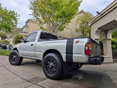 2003 Toyota Tacoma - Pickup