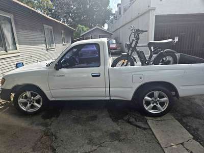 1999 Toyota Tacoma Xtracab - Pickup
