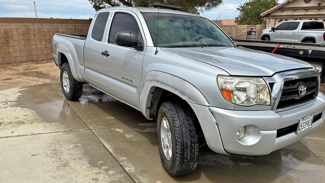 2005 Toyota Tacoma - PreRunner