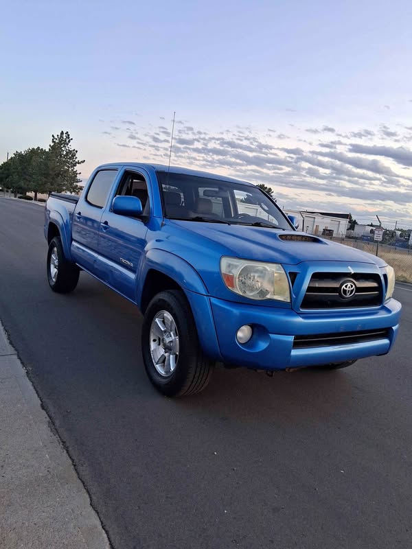 2005 Toyota Tacoma Double Cab - TRD Sport Pickup 4D 5 ft