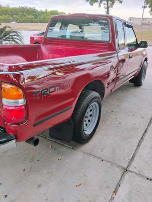 2001 Toyota Tacoma - SR5 Pickup