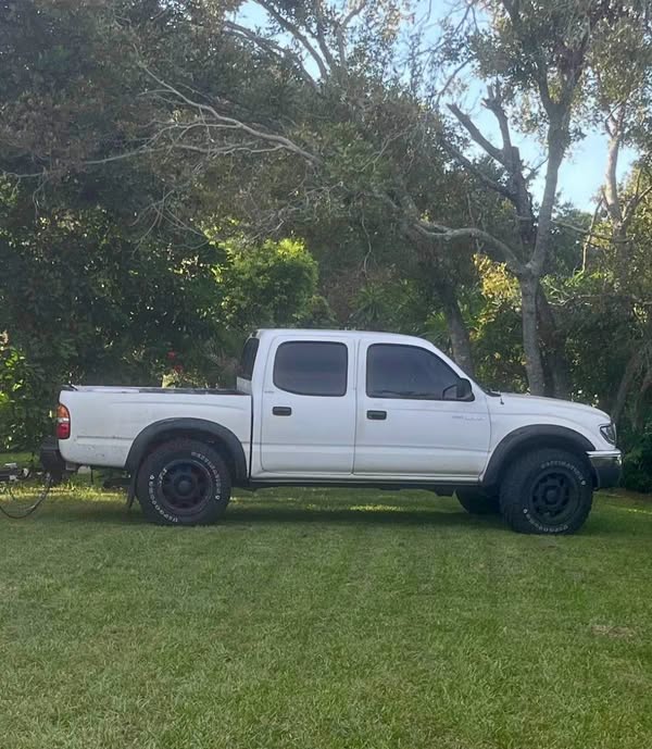 2001 Toyota Tacoma - PreRunner Pickup 2D 6 ft