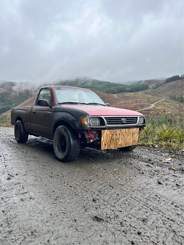 1996 Toyota Tacoma - Pickup 2D 6 ft