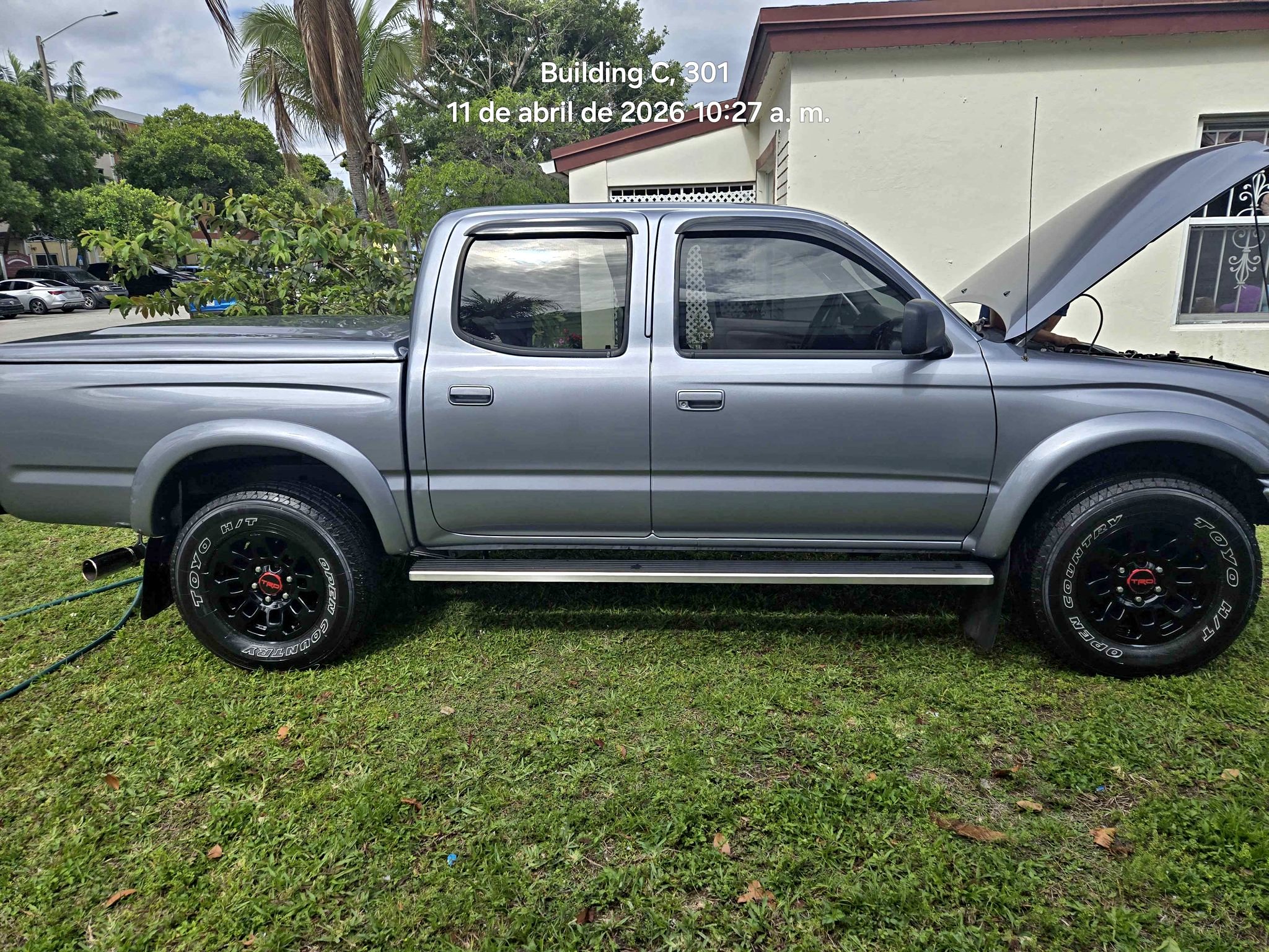 2002 Toyota Tacoma - SR5 Pickup