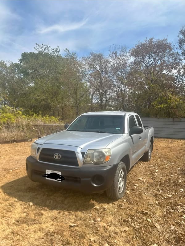 2005 Toyota Tacoma Access Cab - Pickup 4D 6 ft