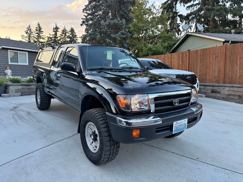 1998 Toyota Tacoma Xtracab - Pickup