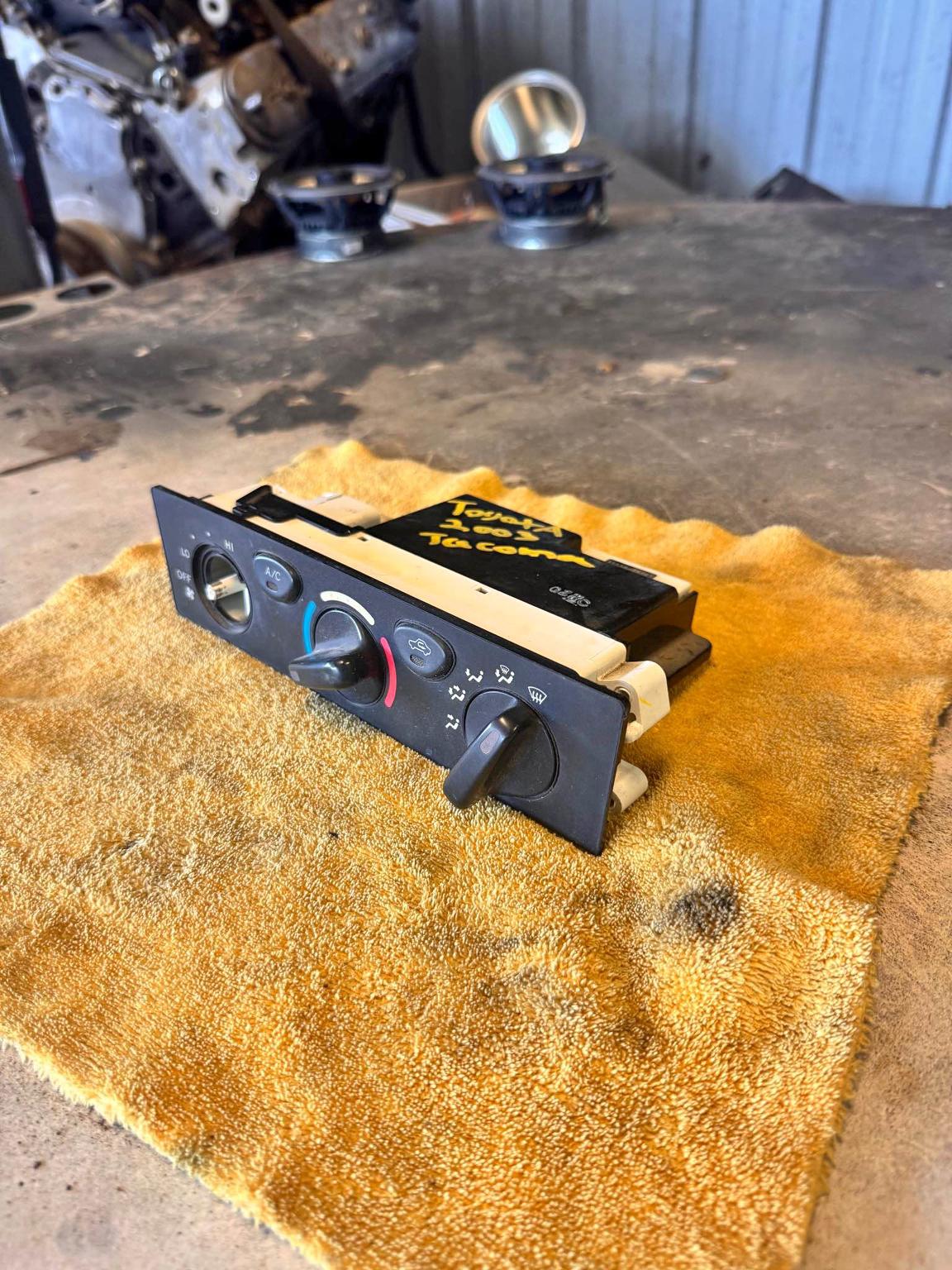 2003 Toyota Tacoma - Pickup