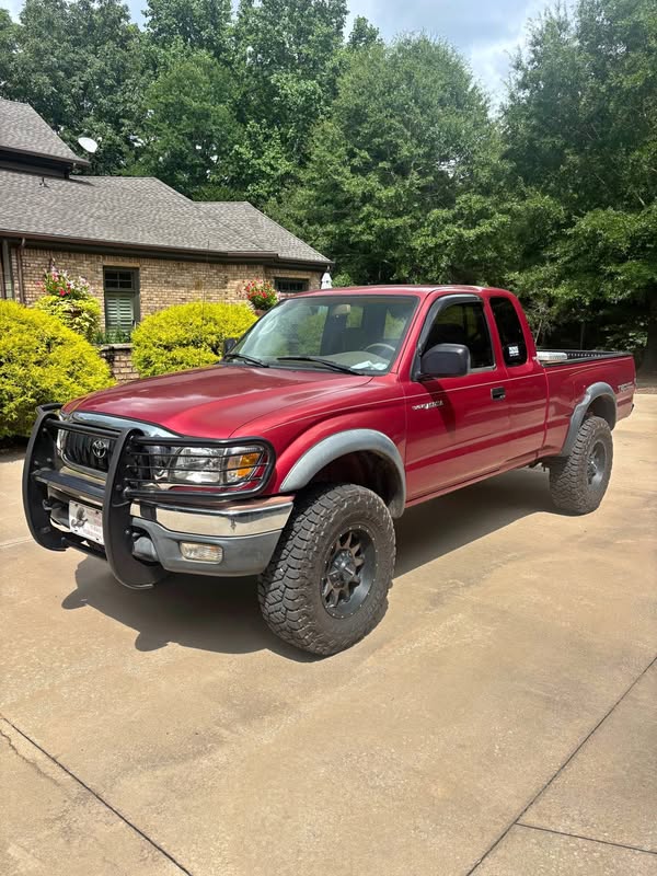 2004 Toyota Tacoma Xtracab - SR5 Pickup