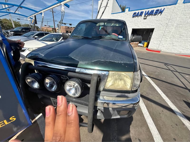 2000 Toyota Tacoma Xtracab - PreRunner Pickup