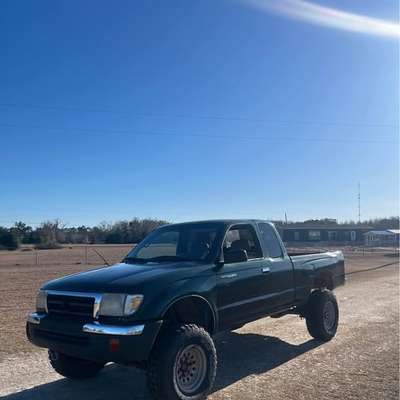 2000 Toyota Tacoma Xtracab - Limited