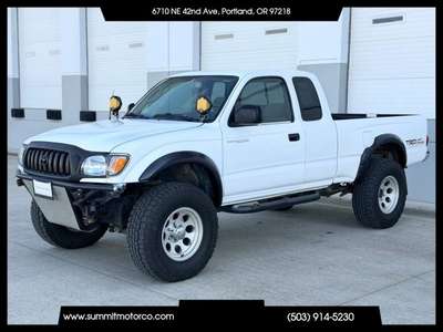 2004 Toyota Tacoma Pickup 2D 6 ft