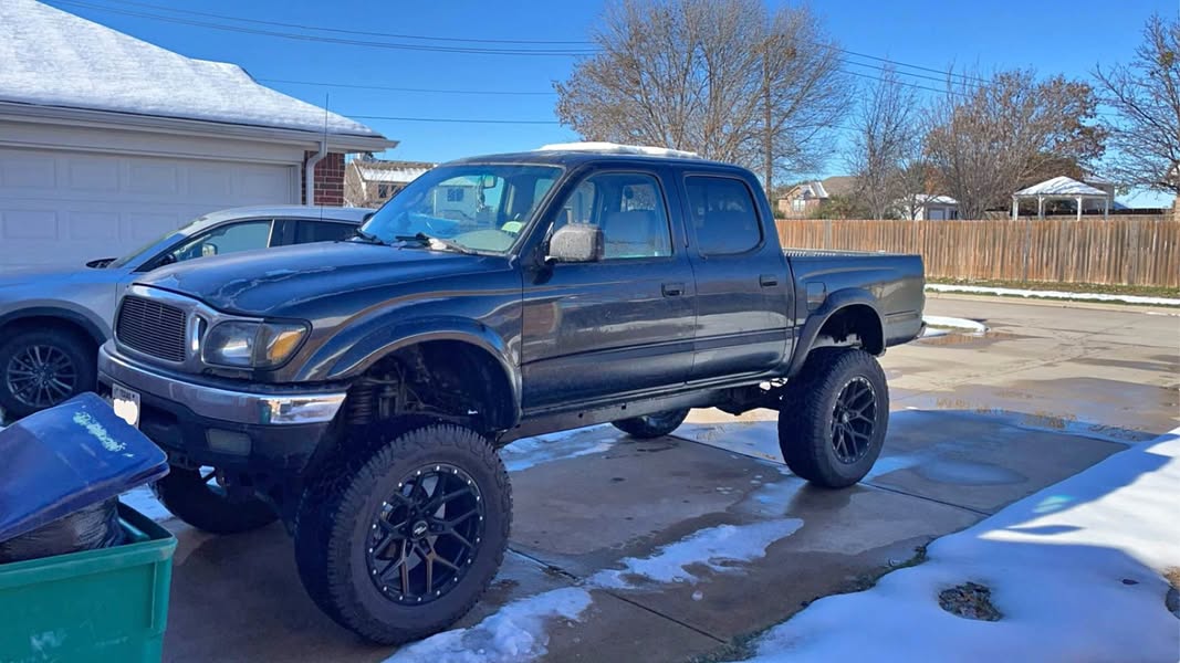 2003 Toyota Tacoma Double Cab - PreRunner Pickup 4D 5 ft