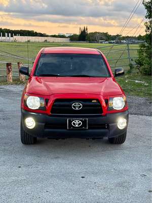2005 Toyota Tacoma - Limited Pickup