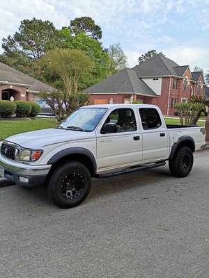 2003 Toyota Tacoma - PreRunner 4D