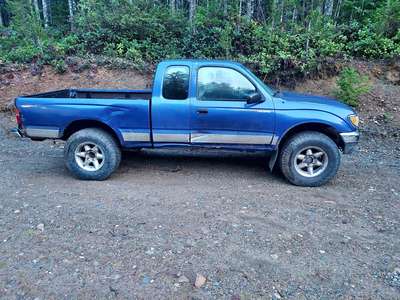 1996 Toyota Tacoma Xtracab - SR5 Pickup