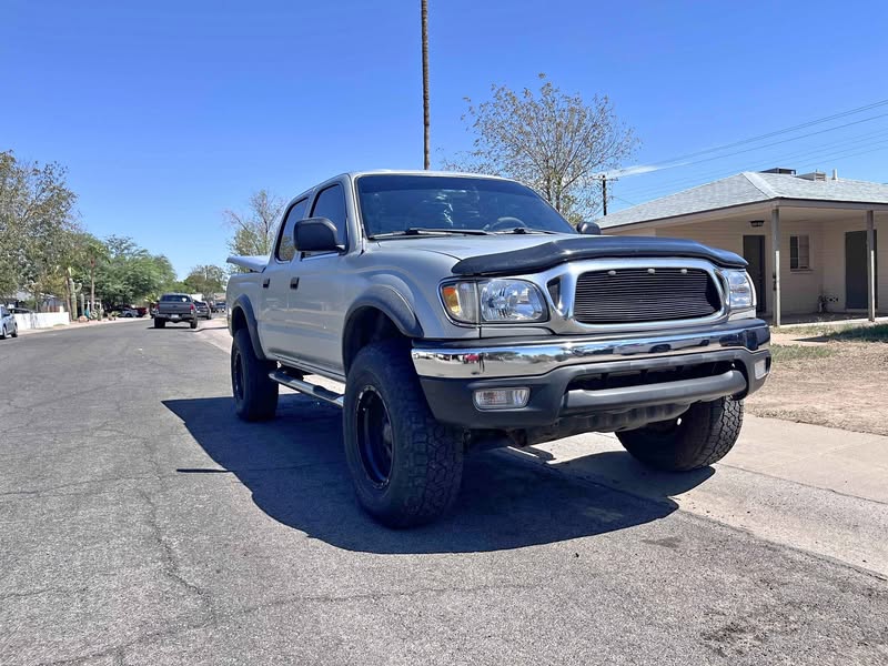 2004 Toyota Tacoma Double Cab - PreRunner 4D