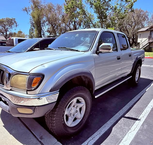 2001 Toyota Tacoma - TRD Off-Road Pickup 4D 5 ft