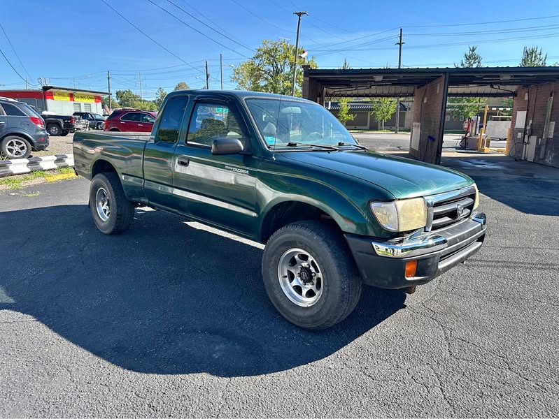 1999 Toyota Tacoma - SR5 Pickup