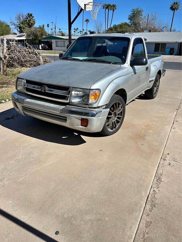 2000 Toyota Tacoma Regular Cab - Short Bed