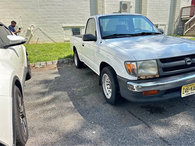 1998 Toyota Tacoma Regular Cab - Pickup 2D 6 ft