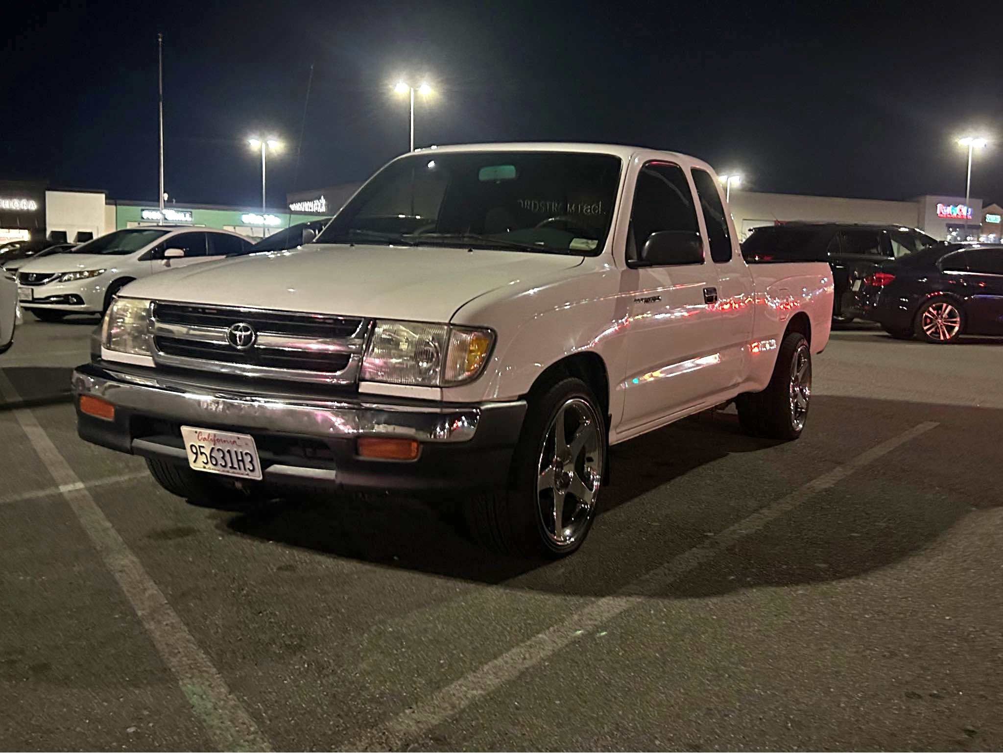 1999 Toyota Tacoma - SR5 Pickup