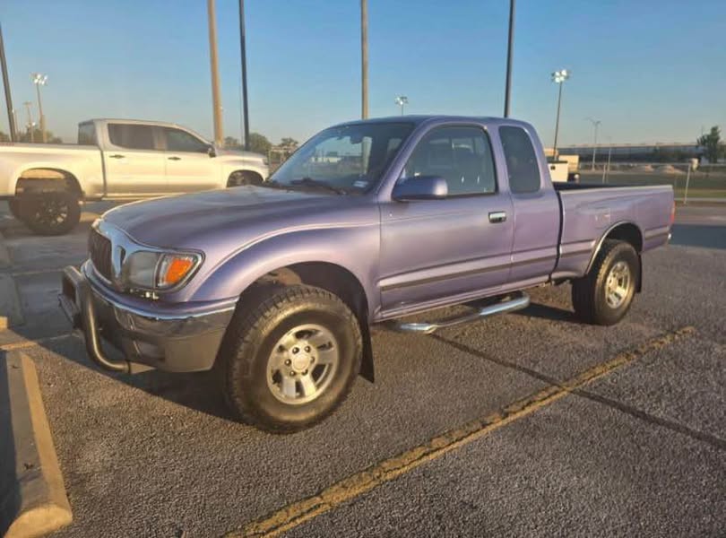 2000 Toyota Tacoma - PreRunner