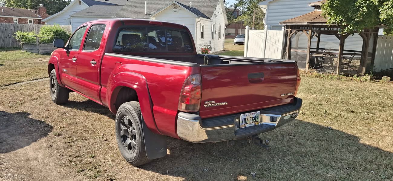 2005 Toyota Tacoma Double Cab - Pickup 4D 6 ft